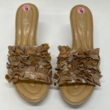 Born Crown Women's Size 9 Tan Textured Wedge Sandals