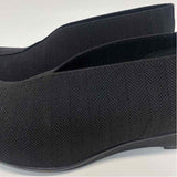 Charlestone Shoe Co. Size 7 Women's Black Solid Slip On Shoes