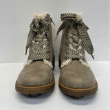 Life Stride Size 8.5 Women's Beige Distressed Shearling Boots