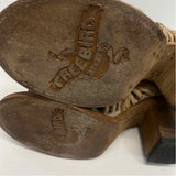 Freebird by Steven Size 6 Women's Beige Distressed Open Toe Shoes