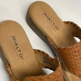 Rialto Comfort Size 8 Women's Brown Solid Camel Toe Sandals