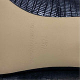 Donald J Pliner Size 7.5 Women's Silver-Black Pattern Kitten Heel Shoes