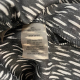 Calvin Klein Size S- 2/4 Women's Black-White Pattern Elastic Waist Pants