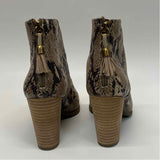 Anne Klein Size 7.5 Women's Beige-Brown Animal Print Ankle Booties