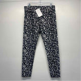 Fabletics Size Xl Women's Black-White Pattern Leggings Activewear Pants