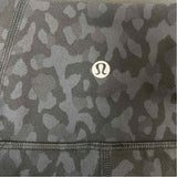 Lululemon Size 4 Women's Black-Gray Pattern Capri Leggings Activewear Pants