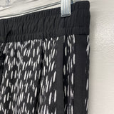 Calvin Klein Size S- 2/4 Women's Black-White Pattern Elastic Waist Pants