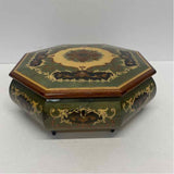 Green-Brown Wood Lacquer Wind Up Music Box