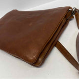 Oak & Tan Brown Leather Solid Crossbody Handbag