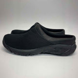 Merrell Size 7.5 Women's Black Solid Clog Shoes