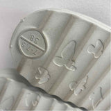 Oiselle Size 7-7.5 Women's Light Gray Solid Strappy Sandals