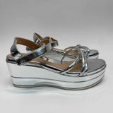 Cole Haan Size 7.5 Women's Silver Solid Strappy Sandals