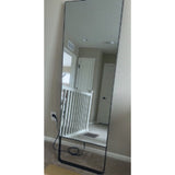 The Mirror By Lululemon Connected Home Gym Streams Live Fitness Classes