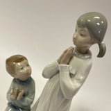 Lladro Figurine #04779 Teaching to Pray - Girl and Boy Praying