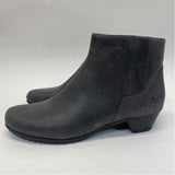 Abeo Size 9 Women's Gray Solid Ankle Boots Boots
