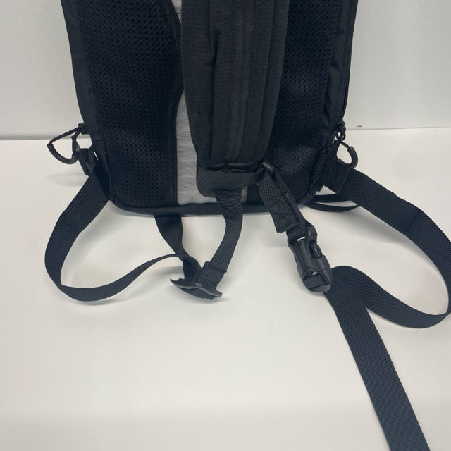 Merrell Black Nylon Solid Sling Bag Backpack