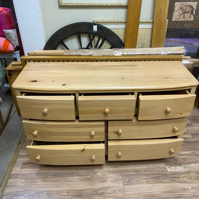 Stanley Furniture Birch Wood Dressers/Chest