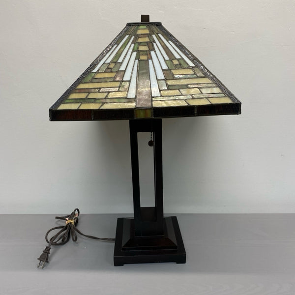 Tiffany Style Stained Glass Lamp