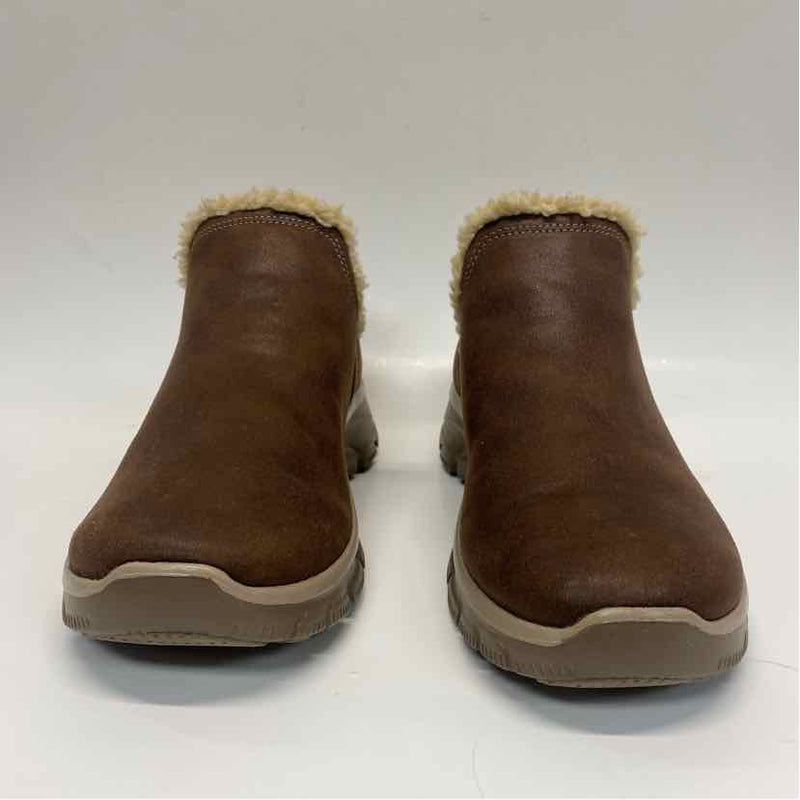 Skechers Size 7.5 Women's Brown Solid Ankle Booties