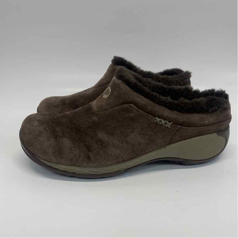 Merrell Size 7.5 Women's Brown Solid Slip On Clogs