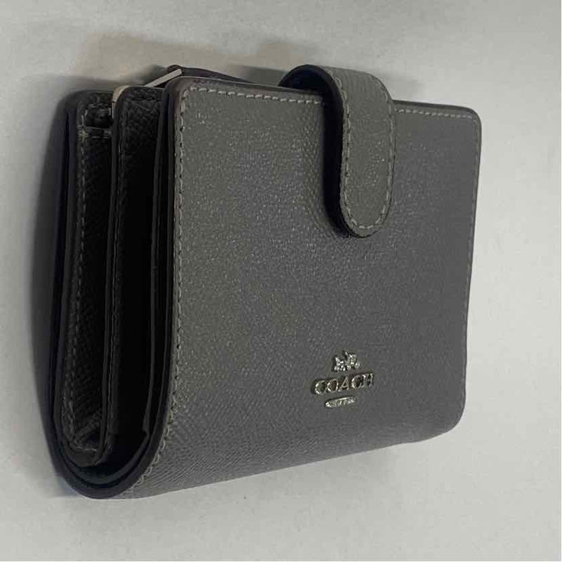 Coach Gray Solid Leather Wallet