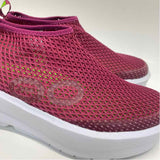 Oofos Size 8 Women's Cramberry-White Solid Slip On Shoes