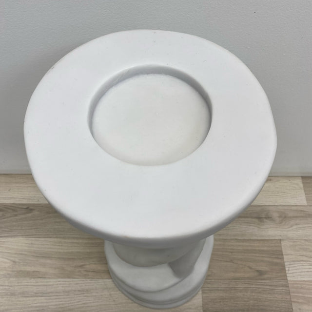 White Stand