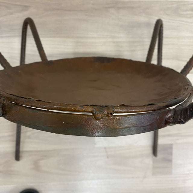 Brown Metal Stand Spider Shape