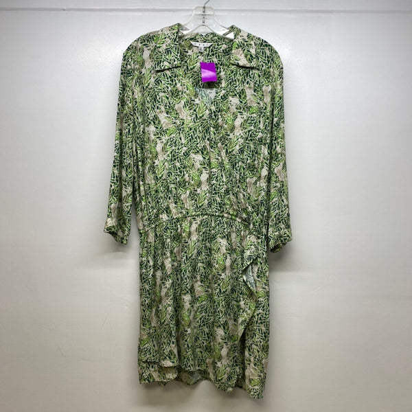 Cabi Size M Women's Green-Multi Pattern Long Sleeve Dress