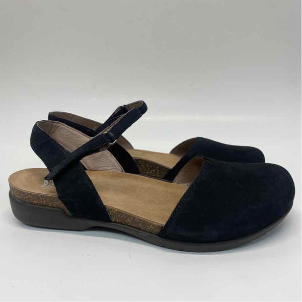 Dansko Size 38-7.5 Women's Black Solid Slingback Shoes
