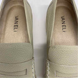Vaneli Size 9 Women's Beige Solid Loafer Shoes