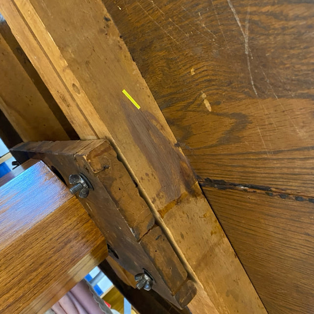 Pedestal Brown Oak Dining Room Table