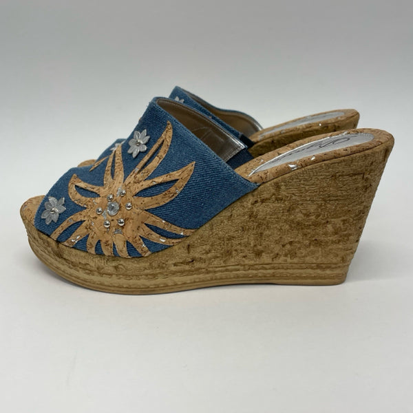 Dezario Size 38-8 Women's Blue-Tan Pattern Wedge Sandals