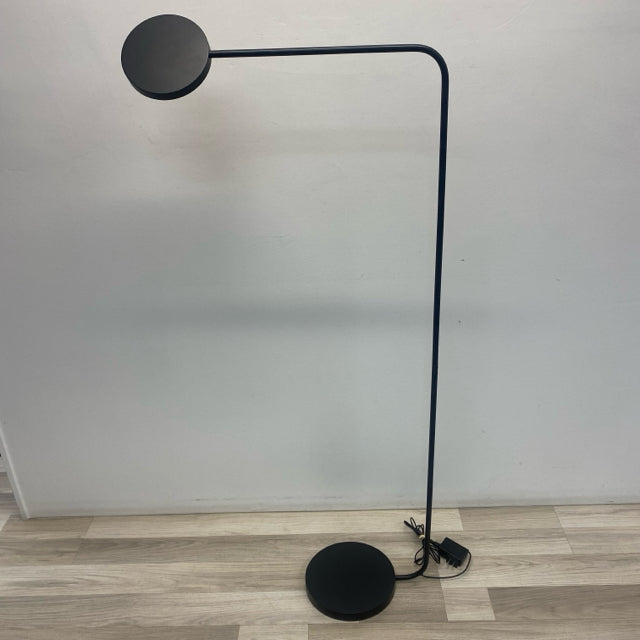 Black Metal Floor Lamp