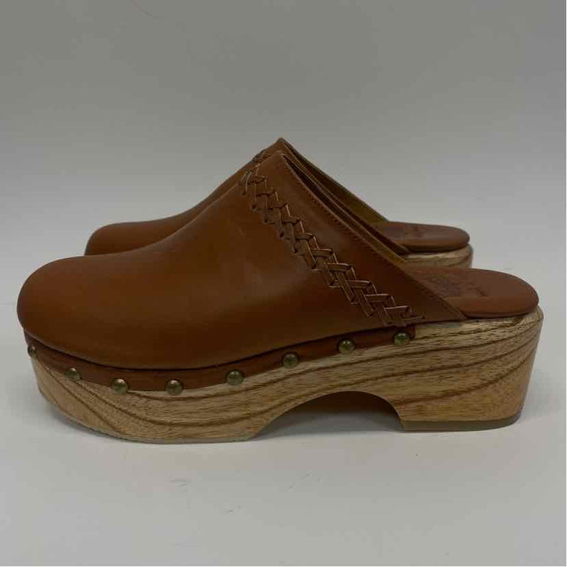 ELF Size 6.5 Women's Caramel Solid Clog Shoes