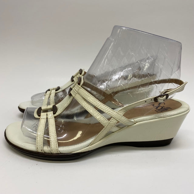 Sofft Women's Size 8 White Solid Wedge Sandals
