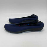 Arcopedico Size 37-6.5 Women's Navy Solid Ballet Flats Shoes