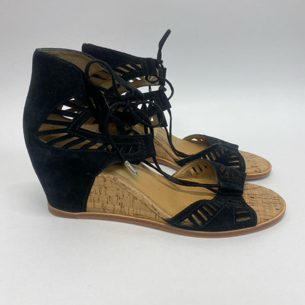 Dolce Vita Size 7.5 Women's Black Cut Out Wedge Sandals