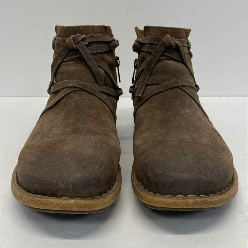 Born Size 8.5 Women's Brown Distressed Ankle Boots