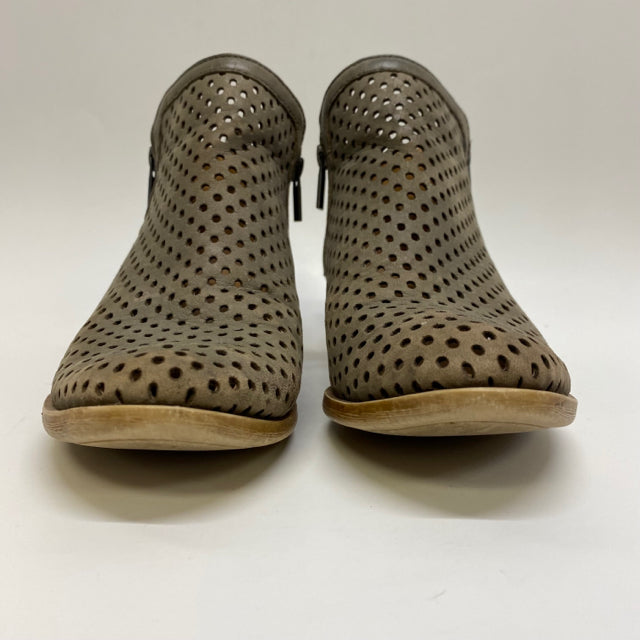 Lucky Brand Size 7 Women's Taupe Cut Out Heel Booties