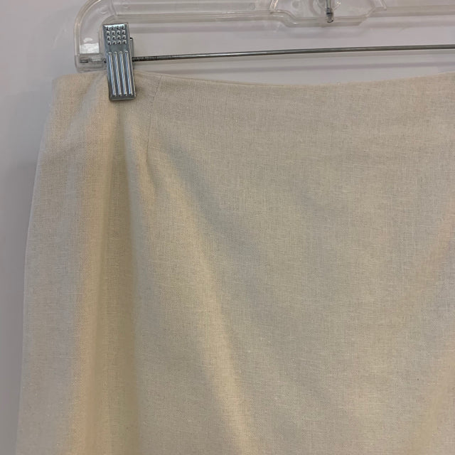 Alberto Makali Size 6 Off White Solid Pencil-Knee Skirt
