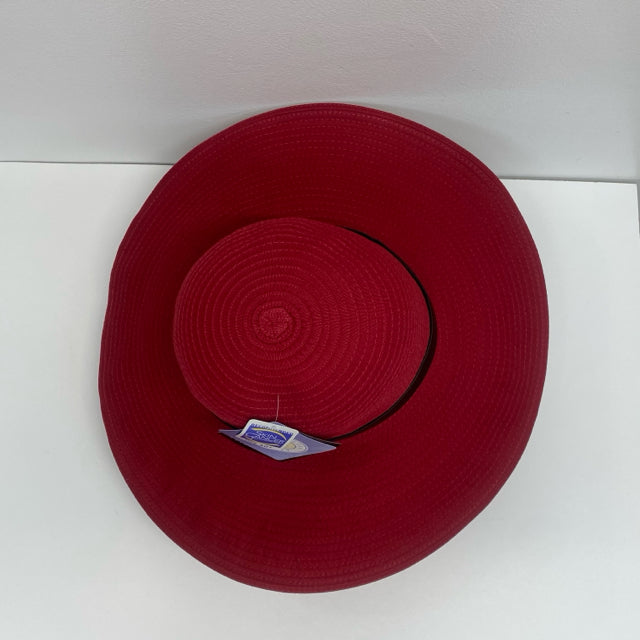 Wallaroo Solid Red Fabric Hat