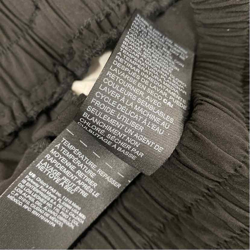 Chico's Zenergy Size 0.5- 6 Women's Black-Multi Animal Print Activewear Pants