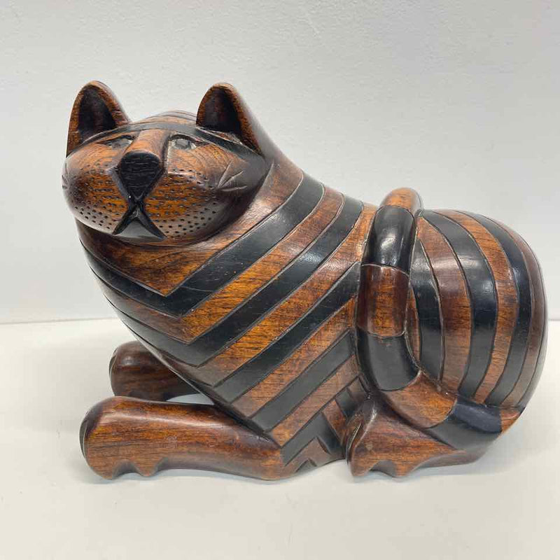 Cat figurine Anglo- indian Hand-carved mahogany. with hidden compartment