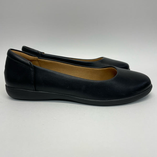 Dream Paris Size 7.5 Women's Black Solid Slip On Shoes