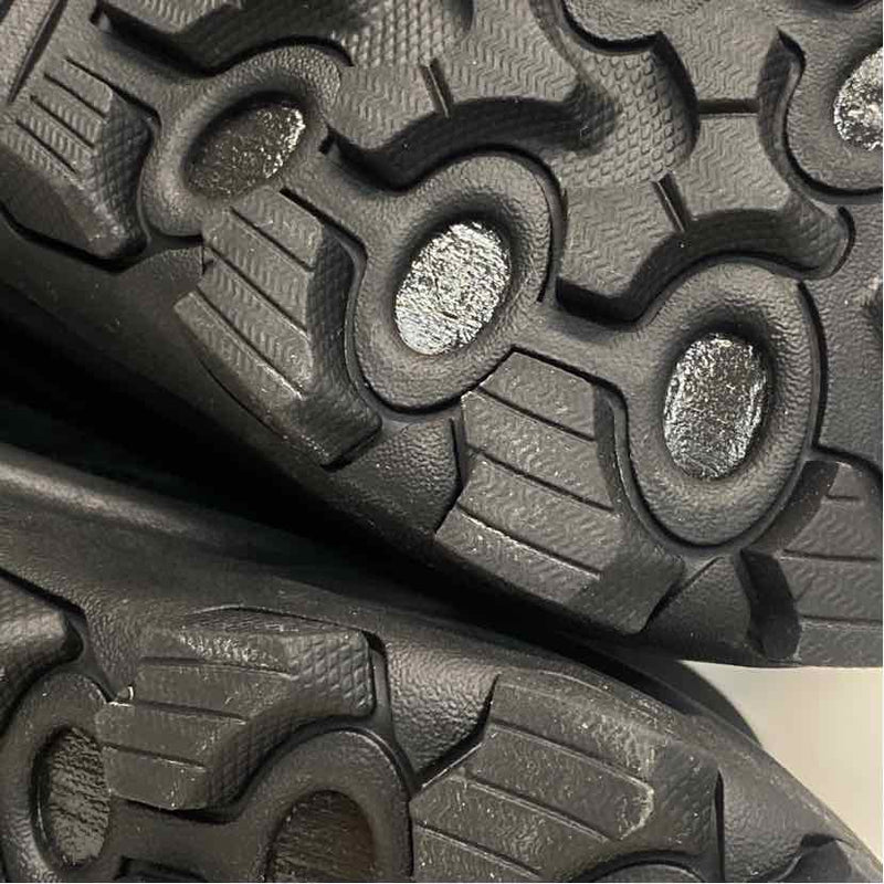 Merrell Size 8.5 Women's Black Solid Slip On Shoes