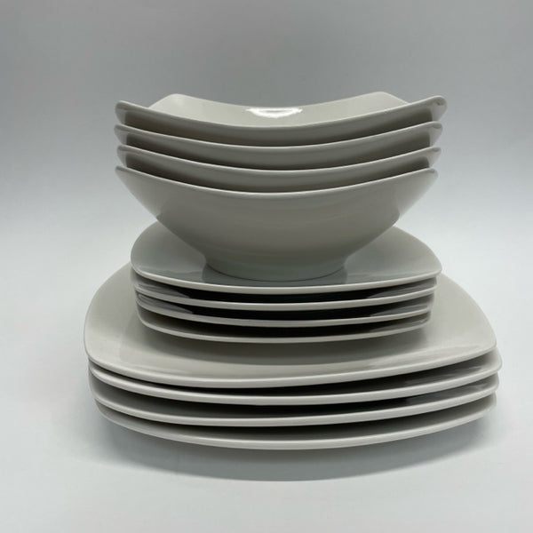 Gibson Home White Porcelain Dinnerware