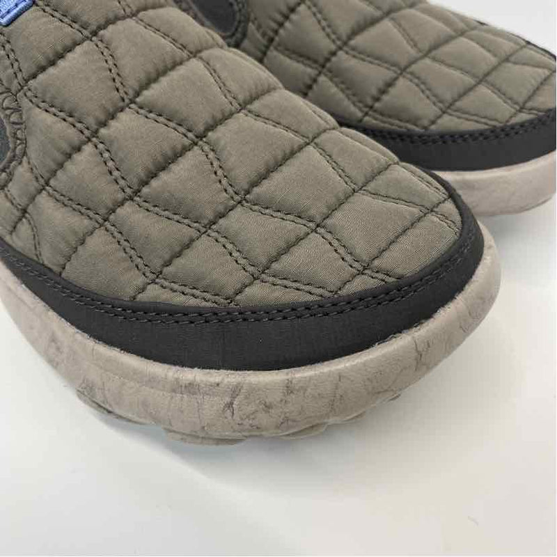 Merrell Size 7 Women's Taupe Solid Slip On Shoes