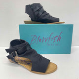 Blowfish Size 7.5 Women's Black Solid Gladiator Sandals