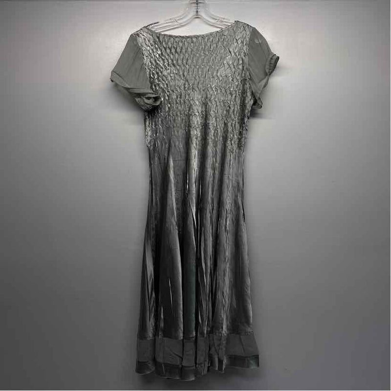 Komarov Size Xl Women's Silver Shimmer Shift Dress